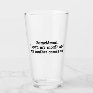 Min mor kommer ut ur glaset glaskopp