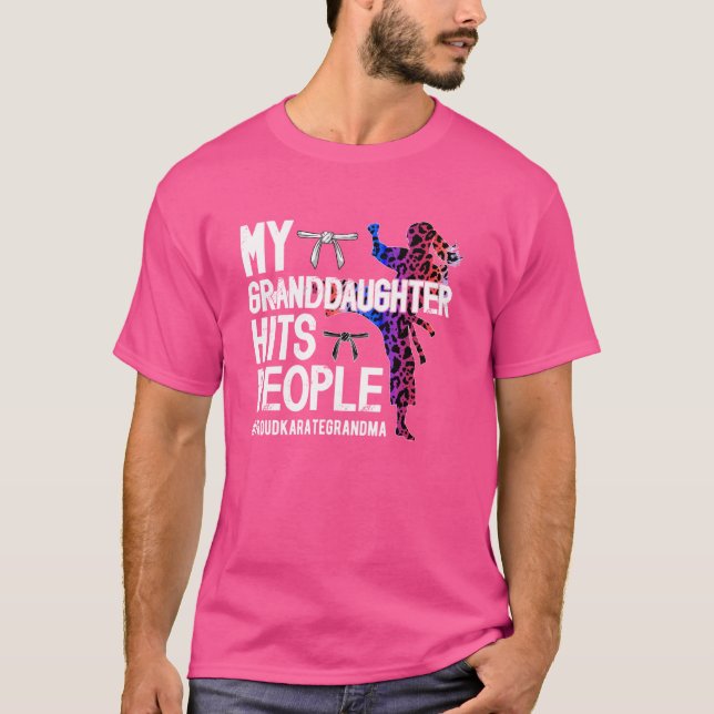 Min mordotter Karate Grandma Karate farmmor T Shirt (Framsida)