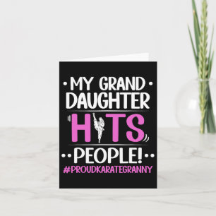 Min mordotter träffar People Proud Karate Granny G Kort
