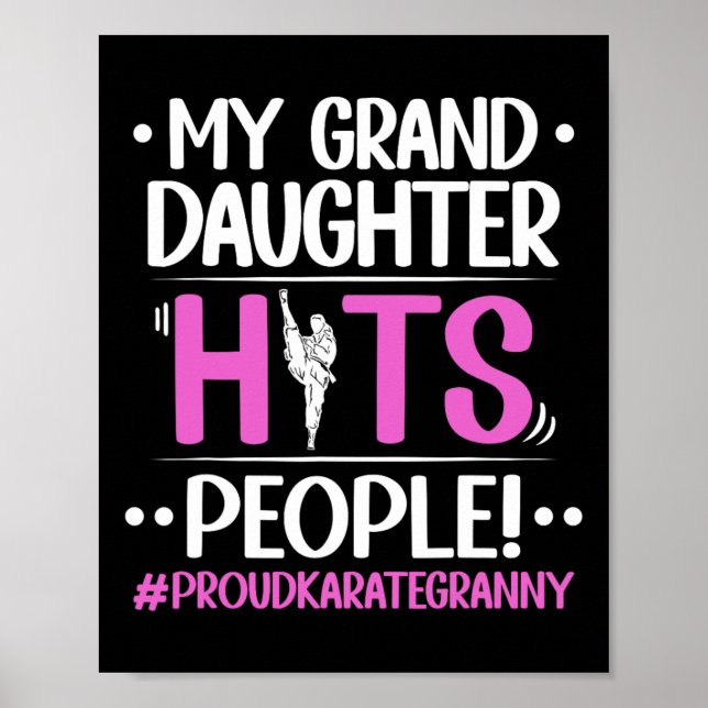 Min mordotter träffar People Proud Karate Granny G Poster (Framsidan)