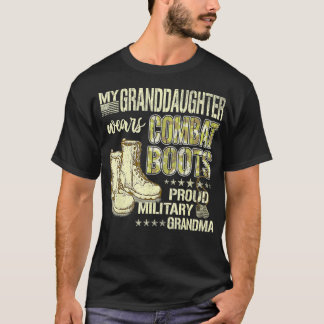 Min mordotter Wears Combat Boots Proud Miliud T Shirt