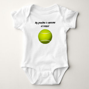 Min mormor är enorm på tennis t shirt