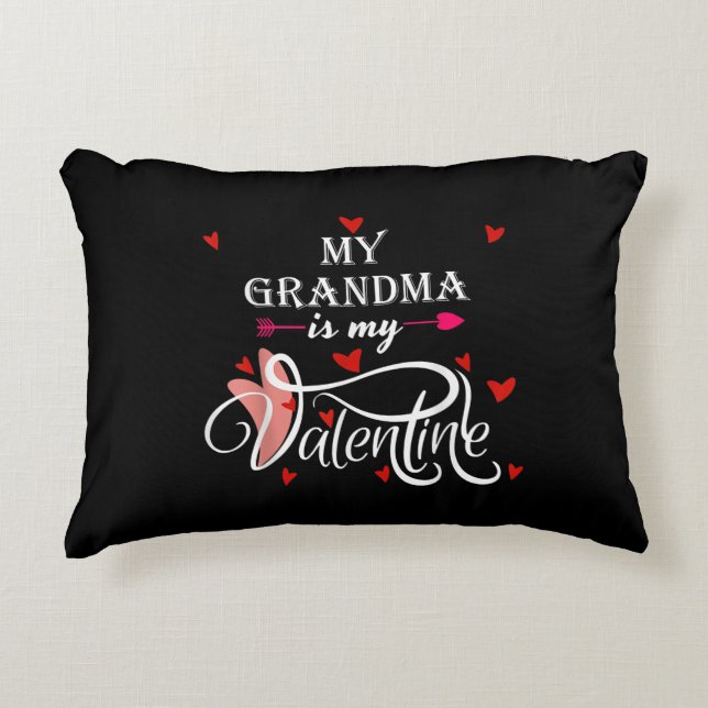 Min mormor är min Valentine|Valentines day Grandso Prydnadskudde (Framsidan)