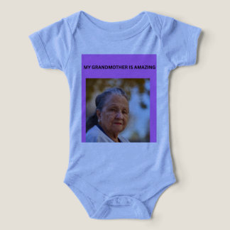 MIN MORMOR ÄR UNDERBAR T SHIRT