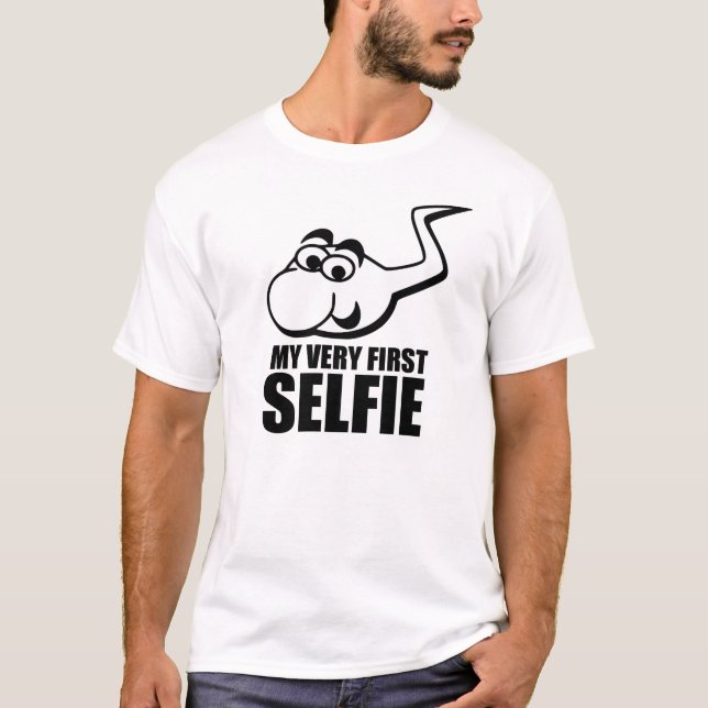 MIN MYCKET FÖRSTA SELFIE TEE SHIRT (Framsida)