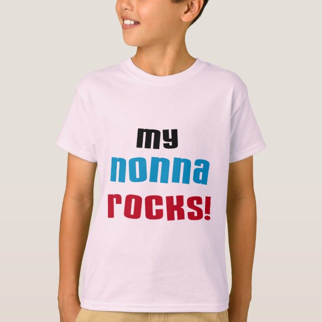 Min Nonna vaggar T-tröja och gåvor Tee Shirt (Framsida)