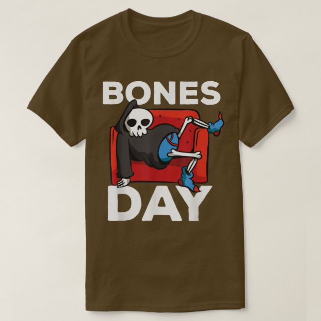Min nos Bones Day Viral Funny Chillin Skeleton  T Shirt (Design framsida)