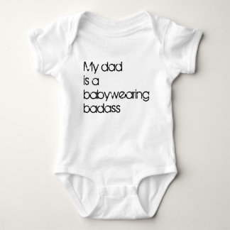 Min pappa är en Babywearing Badass T-shirt
