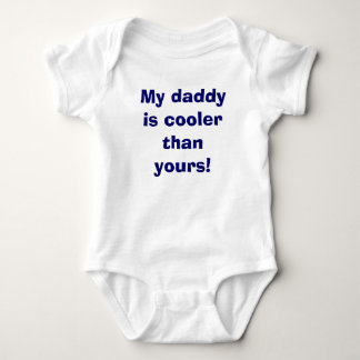 Min pappa är kylaren än din! tee shirt