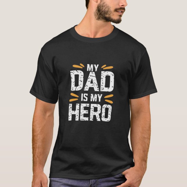 Min pappa är min hjälte  t shirt (Framsida)
