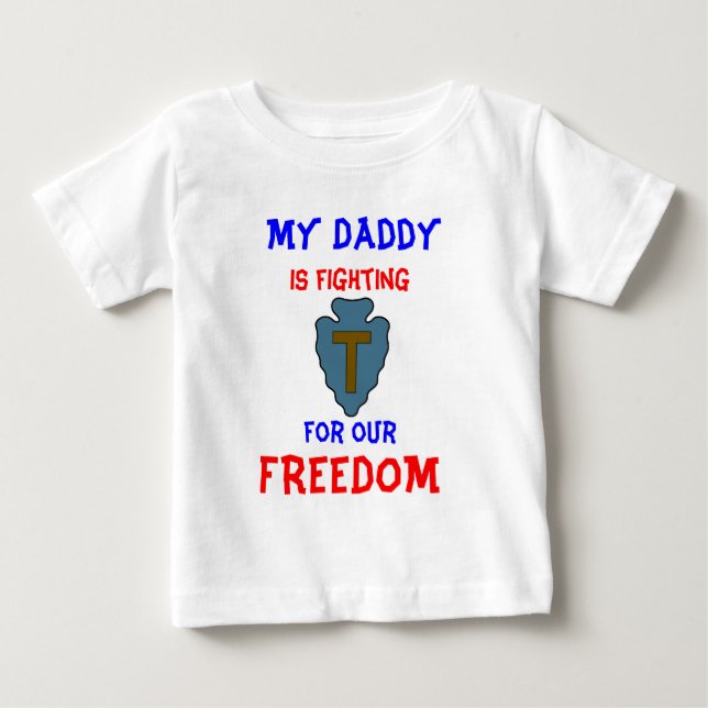 Min pappa SLÅSS FÖR VÅR FRIHET Tee Shirt (Framsida)