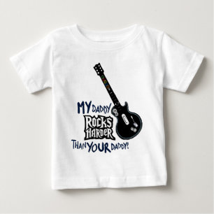 Min pappa VAGGAR MER HÅRD än din pappa! T-shirt