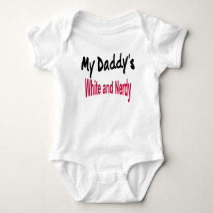 Min papporvit och Nerdy T-shirt