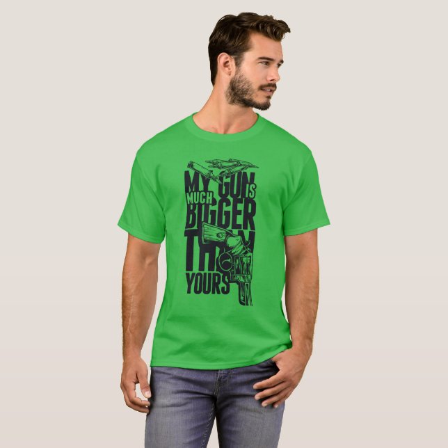 min pistol är mycket större än din  t shirt (Hel framsida)