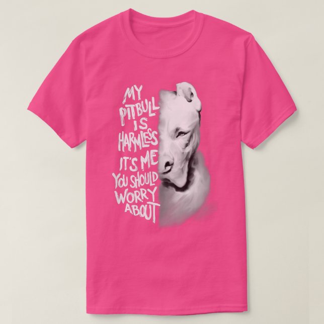 Min Pitbull är oskadlig Quote Hund Gift T Shirt (Design framsida)