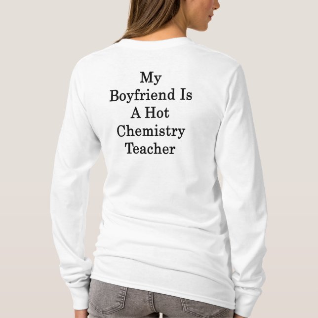 Min pojkvän är en varm kemilärare tee (Baksida)