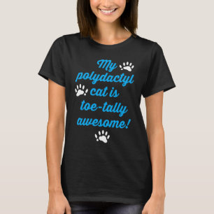 Min polydaktyla katt är totalt underbar med sina t shirt