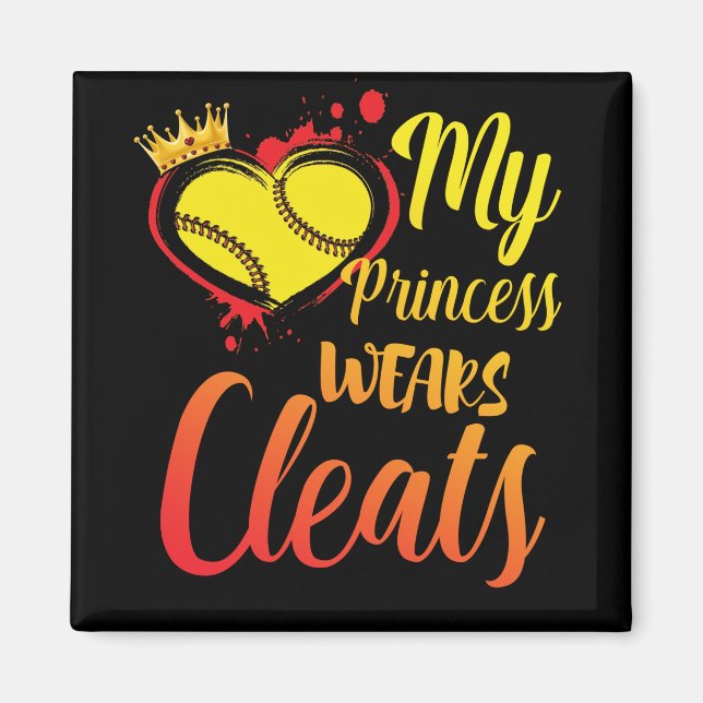 Min princess Wears Cleats Softball Mamma Baseball Magnet (Framsidan)