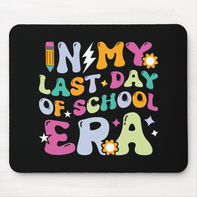 Min sista dag i skolan Era Kids Groovy Lärares Boy Musmatta (Framsidan)