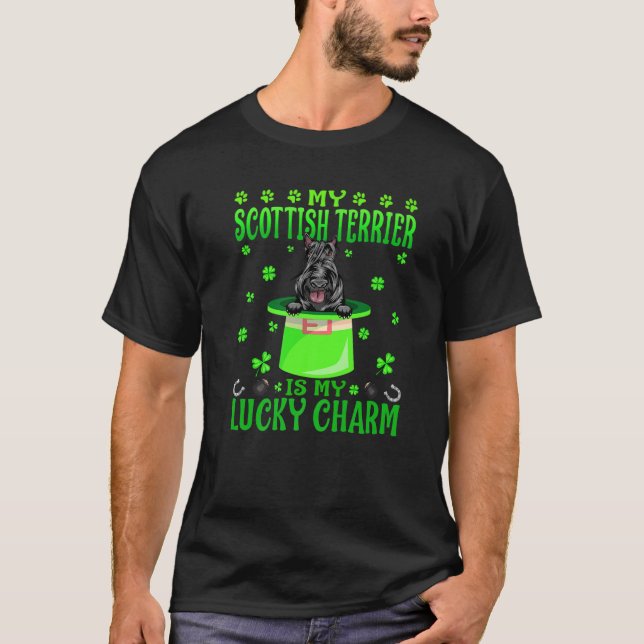 Min skotska terrier är min Lucky Charm St. Patrick T Shirt (Framsida)