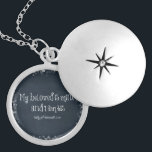 Min släkting är min och jag är hans silverpläterat halsband<br><div class="desc">Min släkting är min och jag är hans. Vacker romantisk bibel vers på vintage svart krita med bokljus kant. Skript från Sång i Solomon. Perfekter för bröllop,  årsdagar osv.</div>