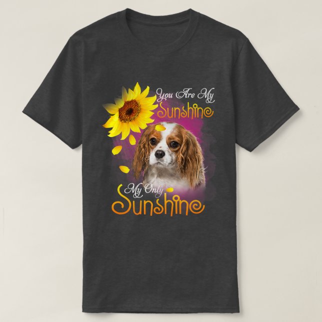 Min solskine Charles Spain Hund with Sunblommor Pr T Shirt (Design framsida)