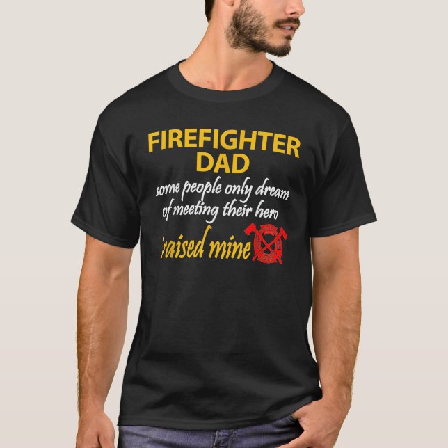 Min son är en brandman i Pappa T Shirt (Framsida)