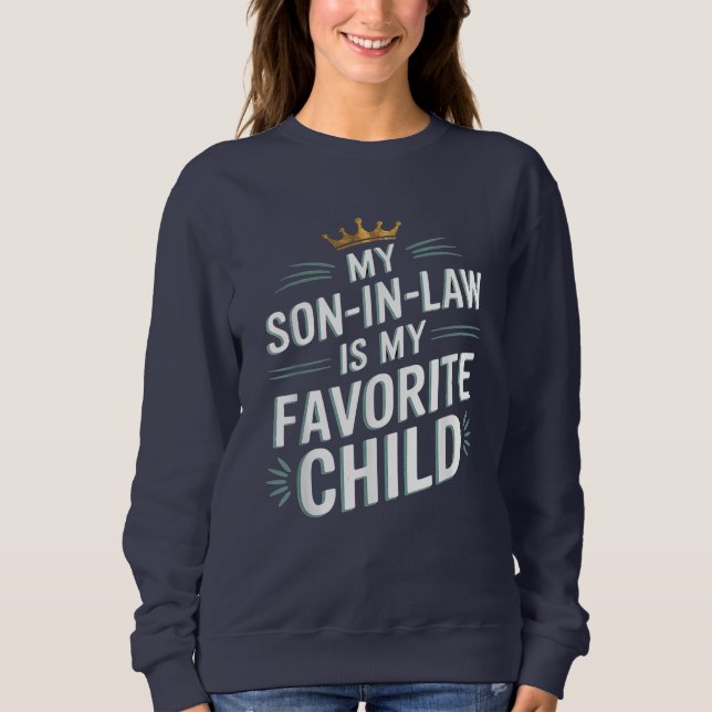 Min son i juridik är min favoritbarnsliga familj t shirt (Framsida)