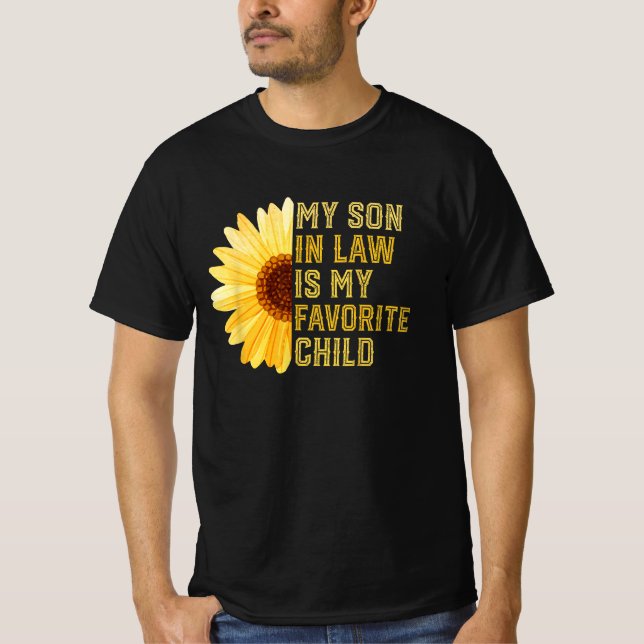 Min son i juridik är min favoritbarnsunge solros t shirt (Framsida)