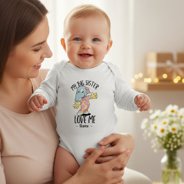 Min store syster älskar mig med personligt namn t shirt