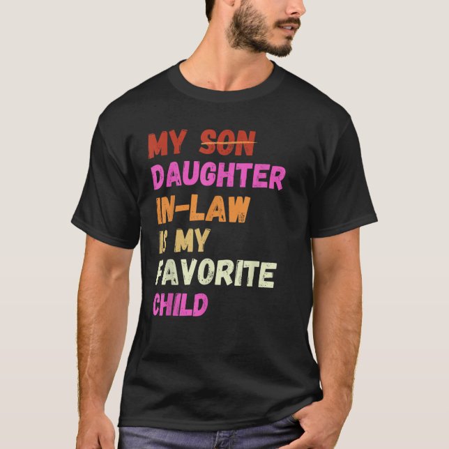 Min svärdotter är mitt favoritbarn Retro T Shirt (Framsida)