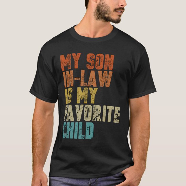 Min svärson är mitt favoritbarn svärmor t shirt (Framsida)