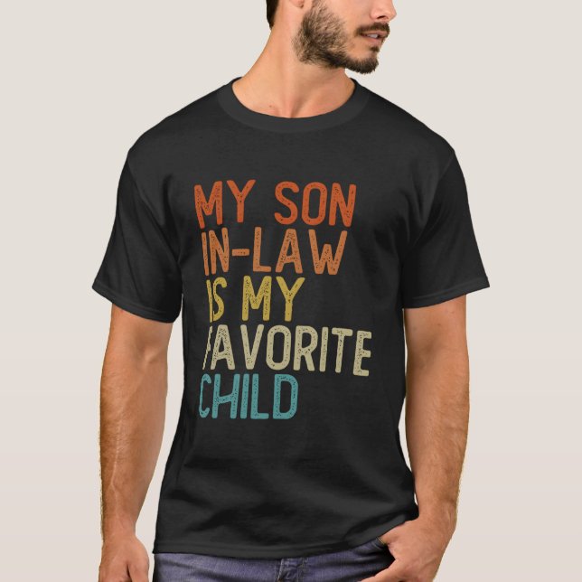 Min svärson är mitt favoritbarn svärmor t shirt (Framsida)