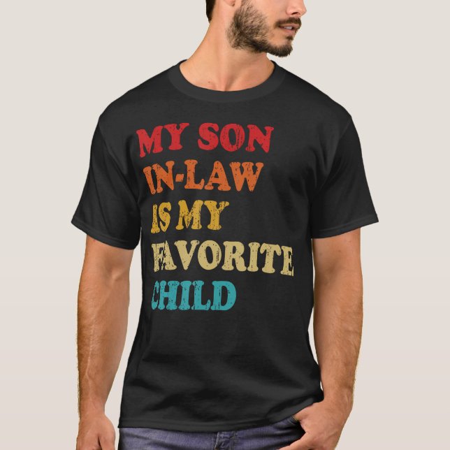 Min svärson är mitt favoritbarn t shirt (Framsida)