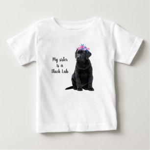 Min syster är en svart labrador - Svart Labrador V T Shirt