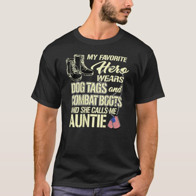 Min systerdotter har Hundbrickor och bekämpar Boot T Shirt (Framsida)