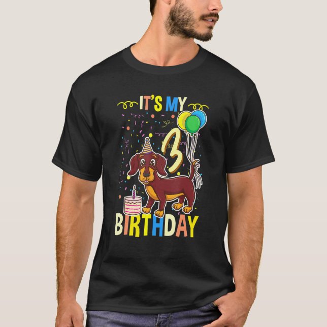 Min tredje födelsedag Dachshund T Shirt (Framsida)