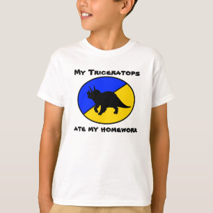 Min Triceratops åt min läxa T-shirt