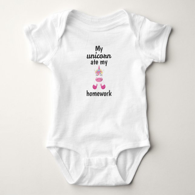 Min Unicorn Ate Min hemläxa T Shirt (Framsida)