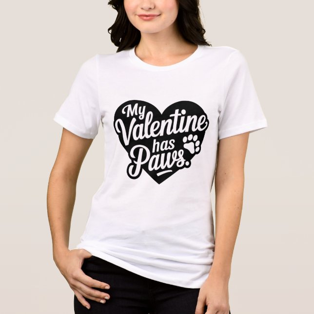 Min valentin har tassar Söt hund Husdjursälskare V T Shirt (Framsida)