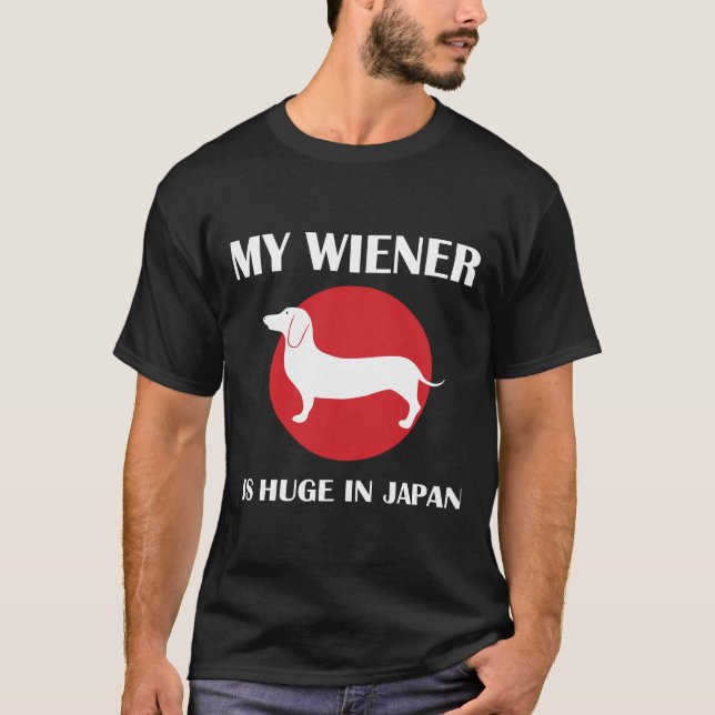 Min Wiener är enorm i Japan Dachshund T Shirt (Framsida)