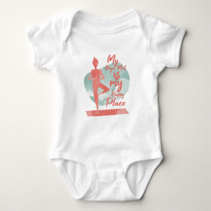 Min Yoga Mat är Min Lycklig Ställe T Shirt