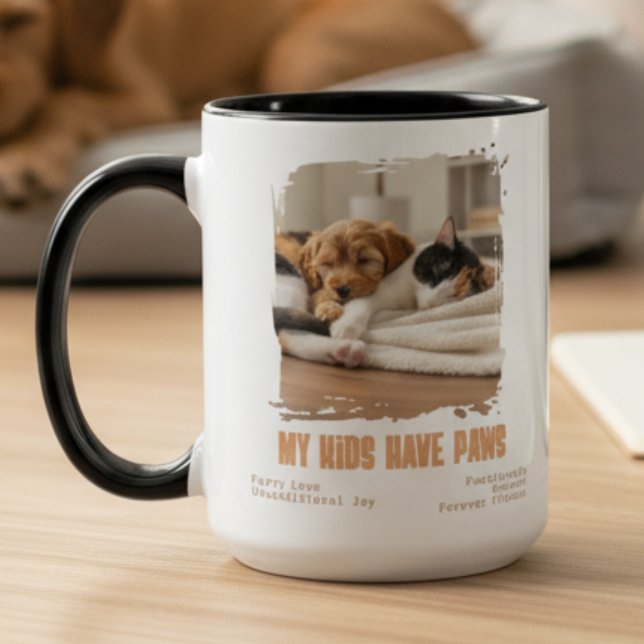 Mina Barn Har Tassar Foto Räddning Av Husdjursförä Två-Tonad Mugg (Custom photo mug for pet parents with "My Kids Have Paws" text — perfect holiday gift idea for her)