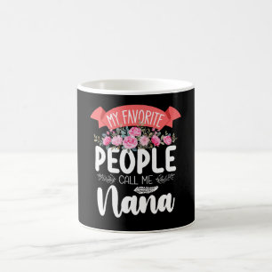 Mina favoriter kallar mig Nana på mors dag Kaffemugg