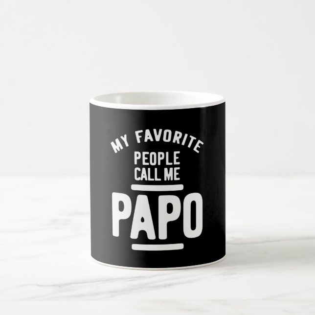 Mina favoritfolk kallar mig Papo | Far Gift Kaffemugg (Center)
