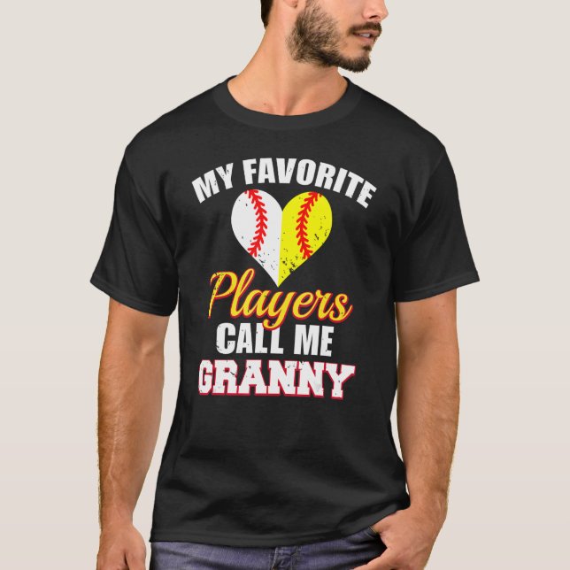 Mina favoritspelare kallar mig Granny Baseball Sof T Shirt (Framsida)