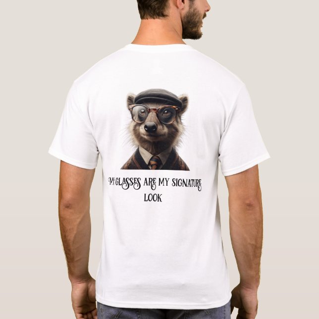 Mina glasögon är mitt namnteckning utseende t shirt (Baksida)