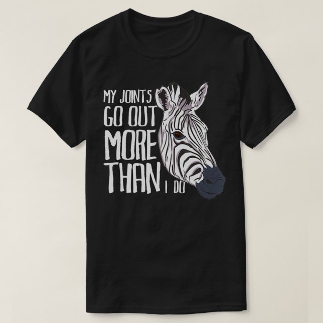 Mina kopplingar går ut mer än jag gör t shirt (Design framsida)