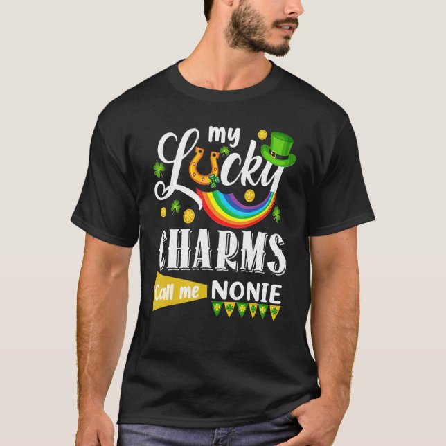 Mina Lucky Charms kallar mig Nonie St patricks day T Shirt (Framsida)
