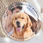 Mina människor är Gifta sig Förlovning Hund Photo Underlägg Papper Rund<br><div class="desc">Fira din förlovning och ge unika bröllop spara datum med anpassningsbarna foto, och personligen "Mina människor är Gifta sig" hund bröllop spara datum. Anpassa med dina favoritfoton, namn och datum. Den här anpassningsbarna som du underlägg med fotot bröllop är perfekt för förlovningsfester och ett alternativ till att spara datumkorten i...</div>